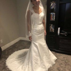 STUNNING MERMAID CUT WEDDING DRESS SIZE 6